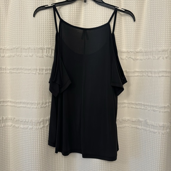 Black tank top with open shoulders - Picture 4 of 4